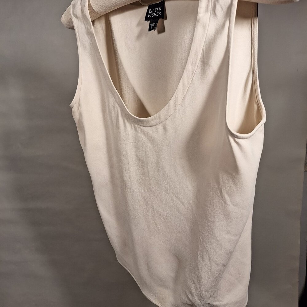 Eileen Fisher Cream colored silk  tank top, Size Small - Picture 6 of 8